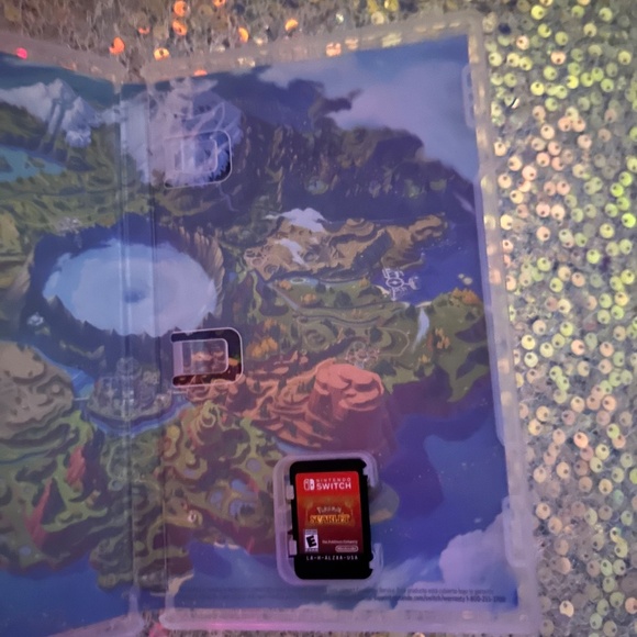 Pokémon Scarlet Nintendo Switch Game - Picture 3 of 3